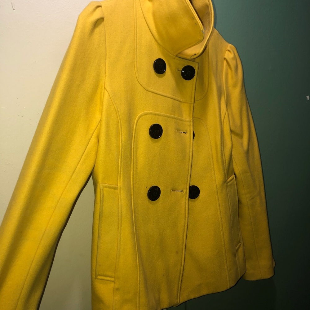 STEVE MADDEN YELLOW PEACOAT